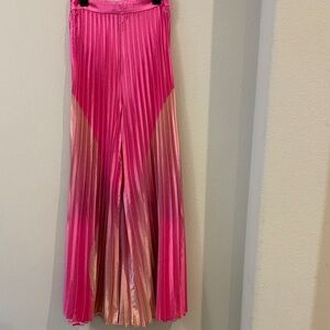 Elegant Pink Ombre Pleated wide legged Pallazo styled pants.